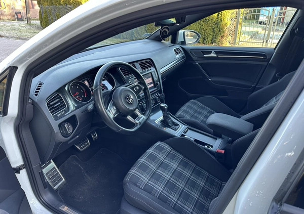 Volkswagen Golf cena 49900 przebieg: 237000, rok produkcji 2016 z Dębno małe 92